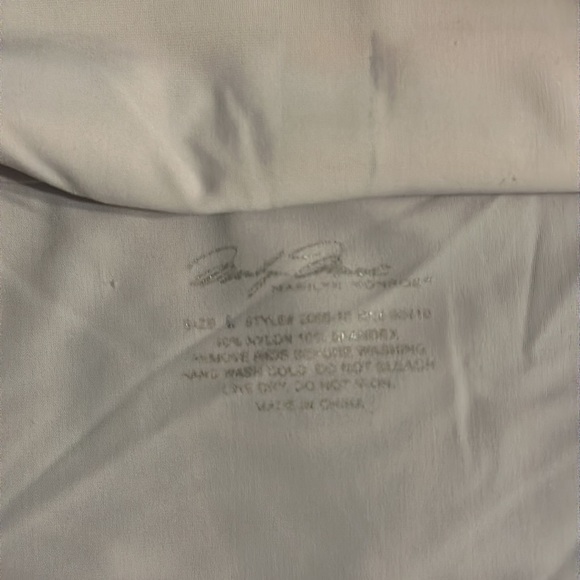 Marylin Monroe very soft light pink size L lace bralette - Picture 3 of 3